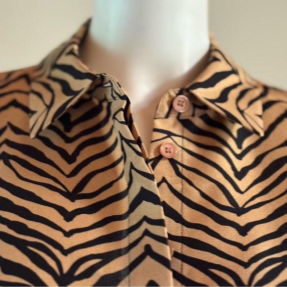 Lafayette 148 New York Scottie Zebra Print Silk Blouse - Picture 3 of 11